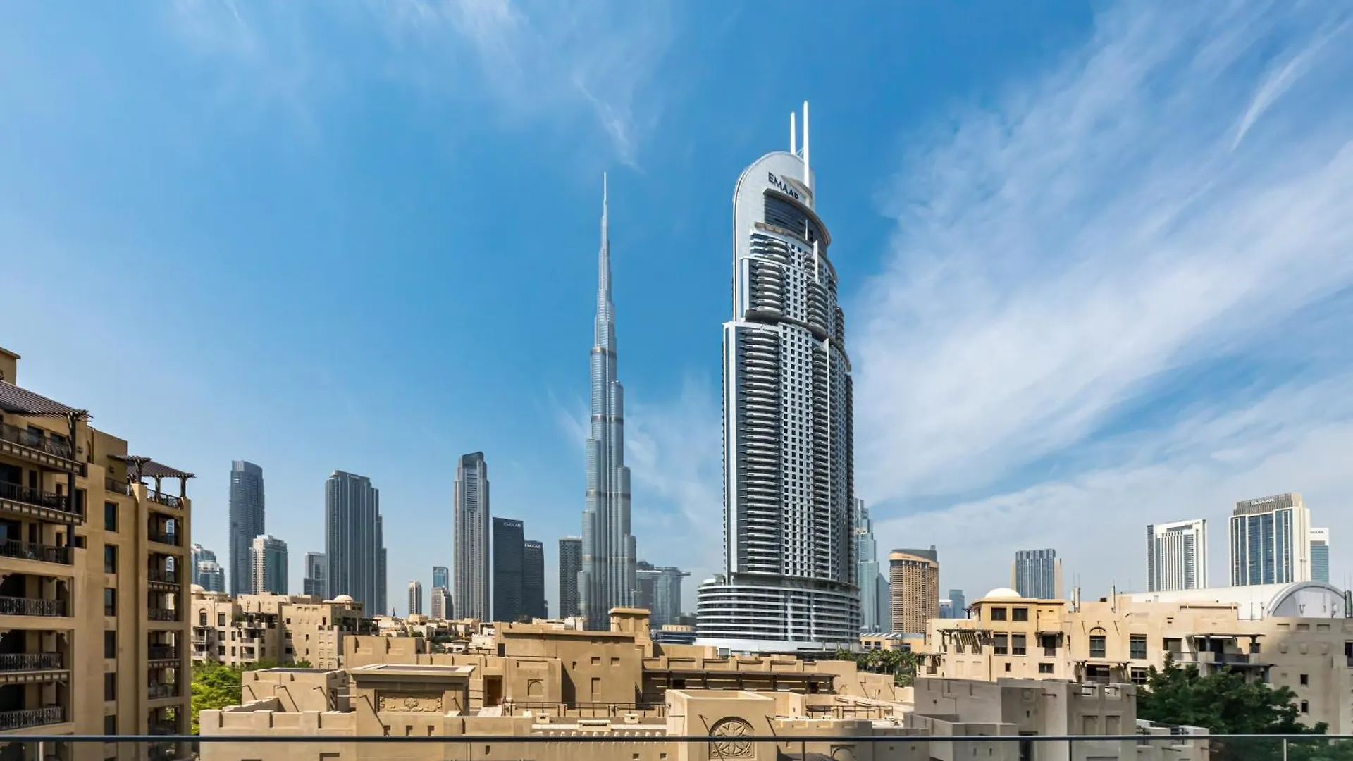 Al-Fannan At Burj Royale - Best Downtown Dubai City View - Brand New Luxury 1 Bedroom Apartment