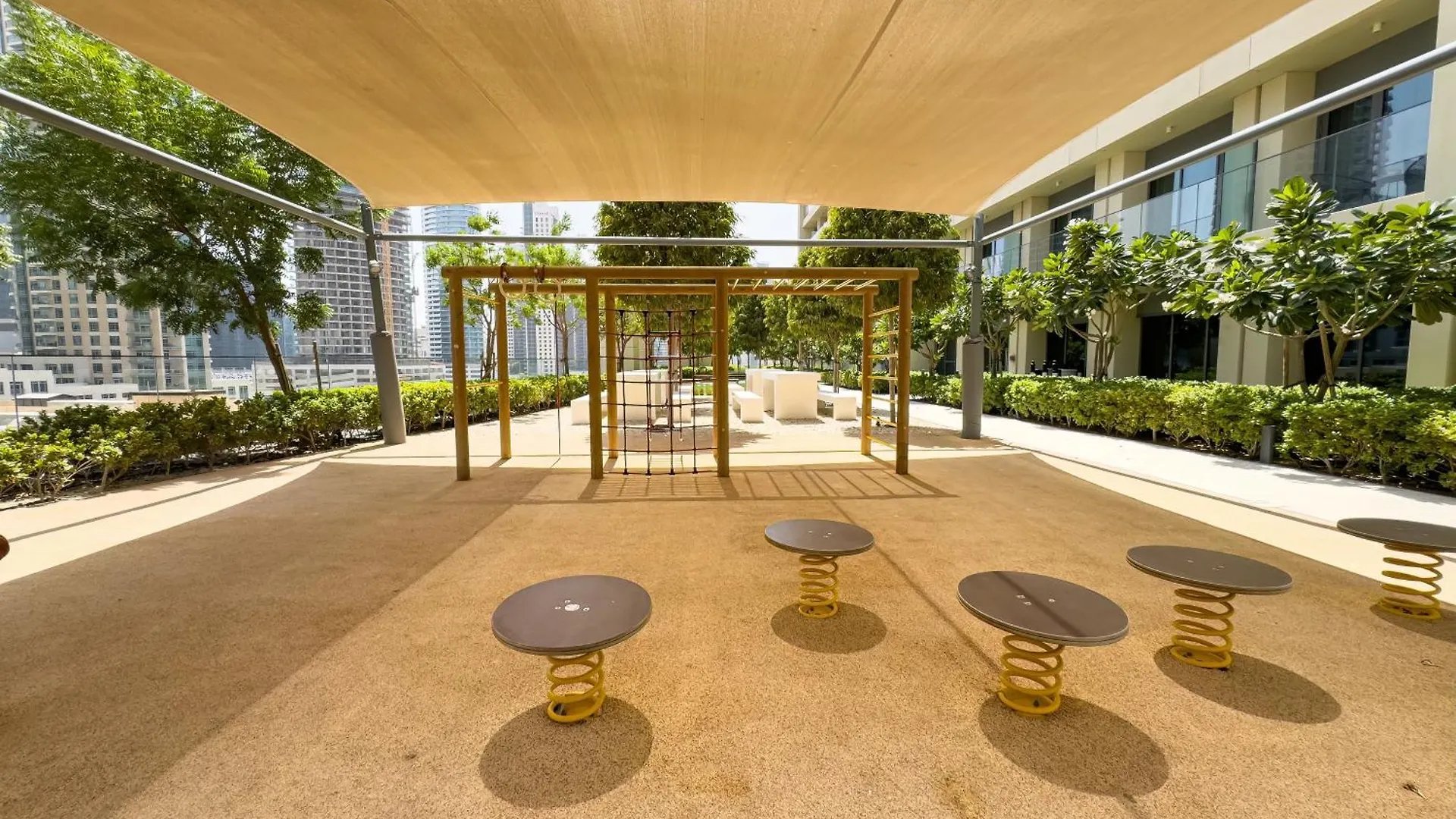 Al-Fannan At Burj Royale - Best Downtown Dubai City View - Brand New Luxury 1 Bedroom Apartment