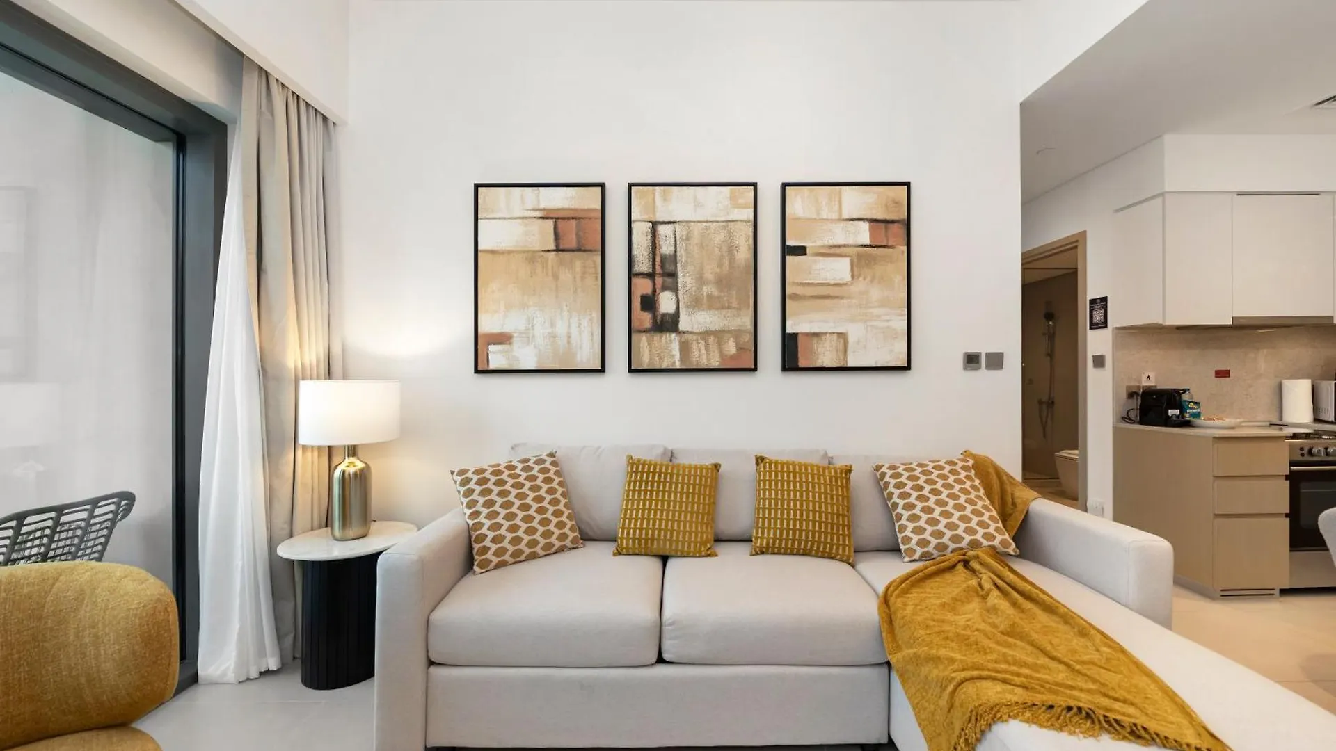 Al-Fannan At Burj Royale - Best Downtown Dubai City View - Brand New Luxury 1 Bedroom Apartment United Arab Emirates