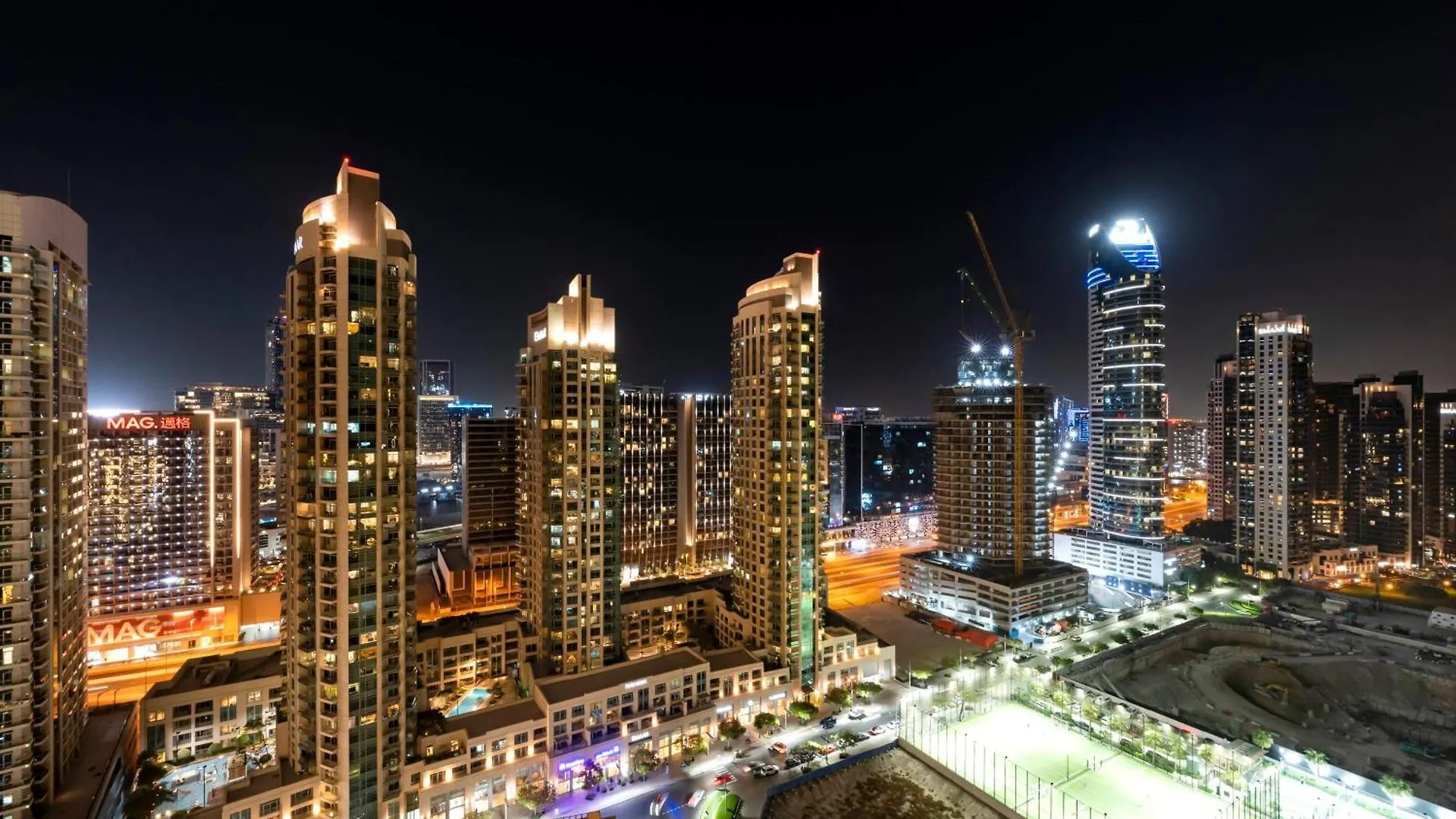 Al-Fannan At Burj Royale - Best Downtown Dubai City View - Brand New Luxury 1 Bedroom Apartment