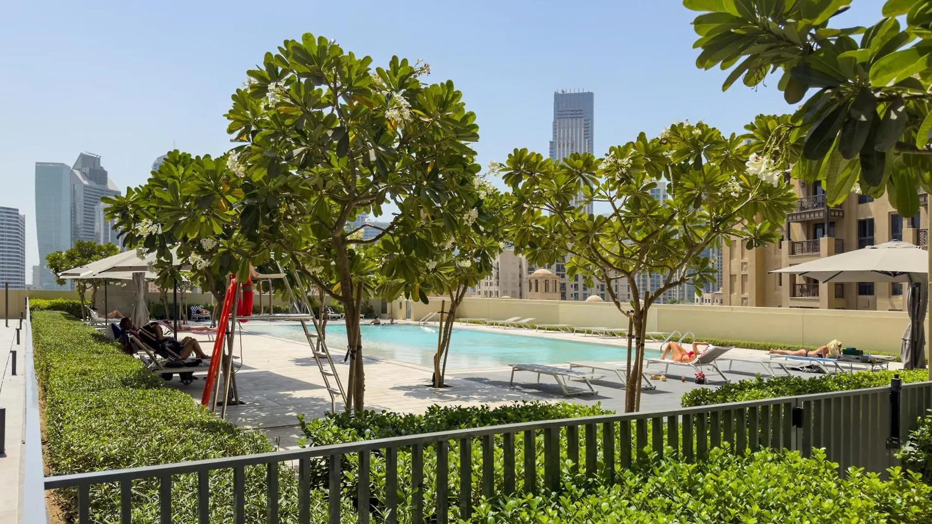 Al-Fannan At Burj Royale - Best Downtown Dubai City View - Brand New Luxury 1 Bedroom Apartment アラブ首長国連邦