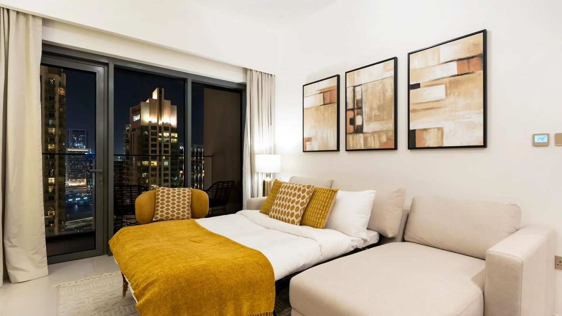 Al-Fannan At Burj Royale - Best Downtown Dubai City View - Brand New Luxury 1 Bedroom Apartment United Arab Emirates