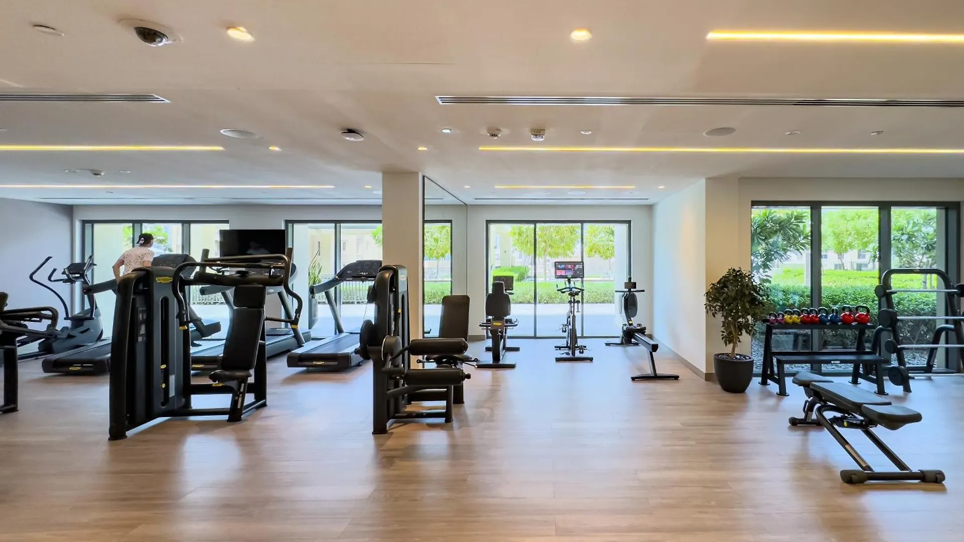 Al-Fannan At Burj Royale - Best Downtown Dubai City View - Brand New Luxury 1 Bedroom Apartment United Arab Emirates